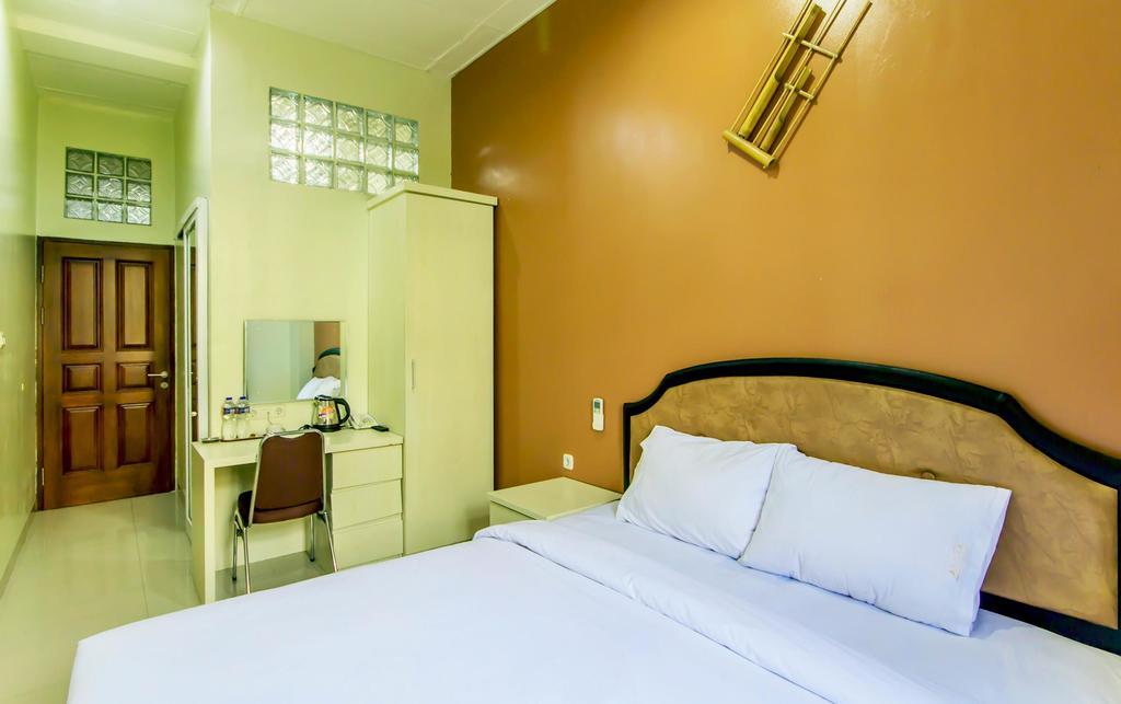 Asoka Inn Бандунг Екстериор снимка