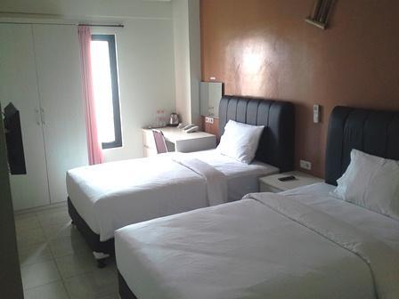 Asoka Inn Бандунг Екстериор снимка