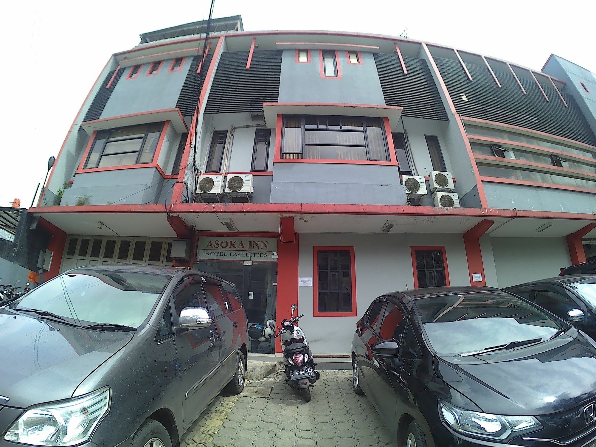 Asoka Inn Бандунг Екстериор снимка